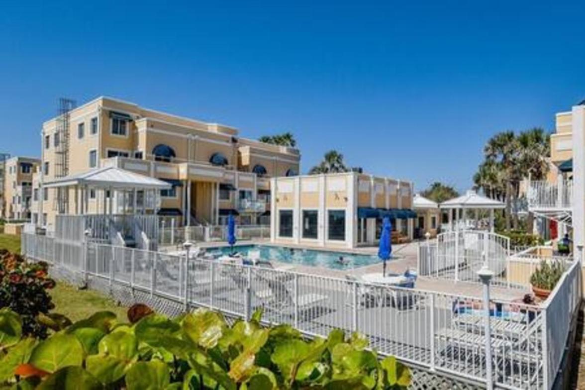 Patio Condo Poolside Cape Canaveral Exterior foto